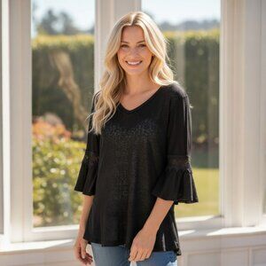 NWT! BOBEAU Womens S BOHO Inspired 3/4 Bell Sleeve Black Pullover Top Blouse